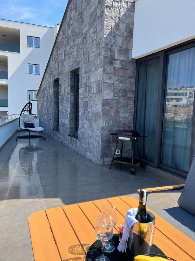 Ferienwohnung Luxury Laurus Penthouse With Awesome Sea View Primošten Exterior foto