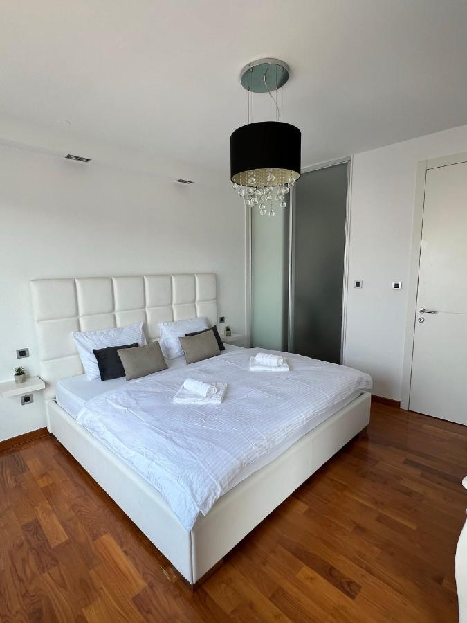 Ferienwohnung Luxury Laurus Penthouse With Awesome Sea View Primošten Exterior foto
