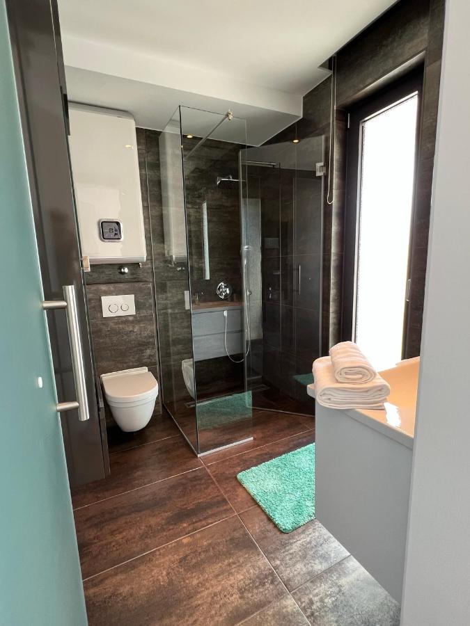 Ferienwohnung Luxury Laurus Penthouse With Awesome Sea View Primošten Exterior foto