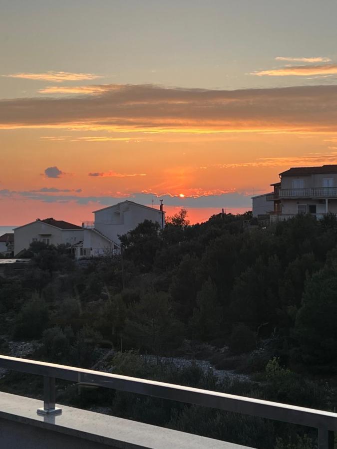 Ferienwohnung Luxury Laurus Penthouse With Awesome Sea View Primošten Exterior foto
