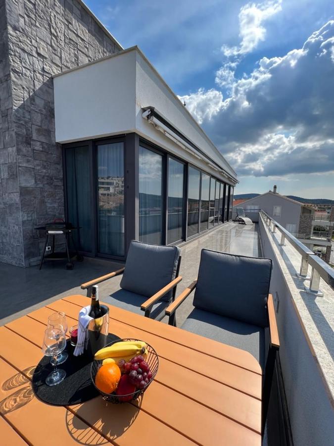 Ferienwohnung Luxury Laurus Penthouse With Awesome Sea View Primošten Exterior foto