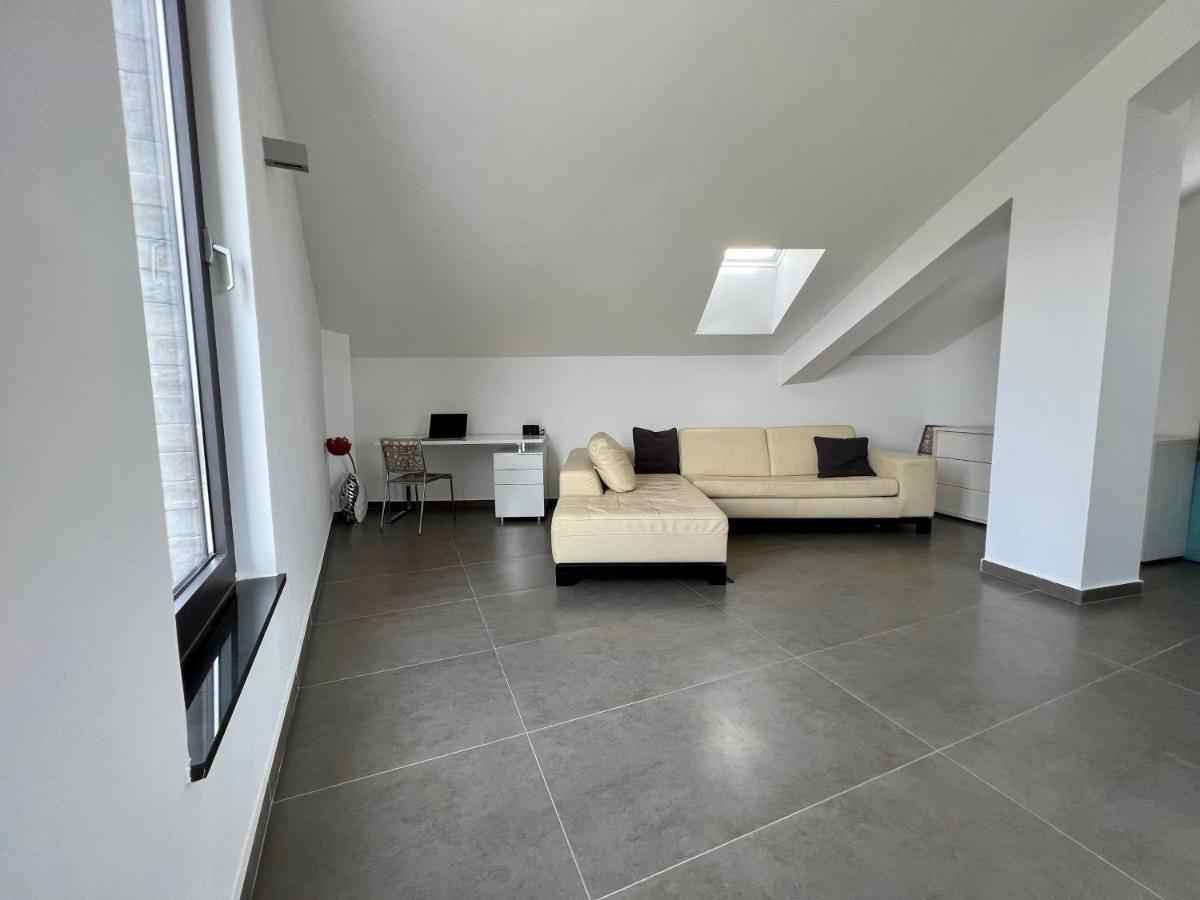 Ferienwohnung Luxury Laurus Penthouse With Awesome Sea View Primošten Exterior foto