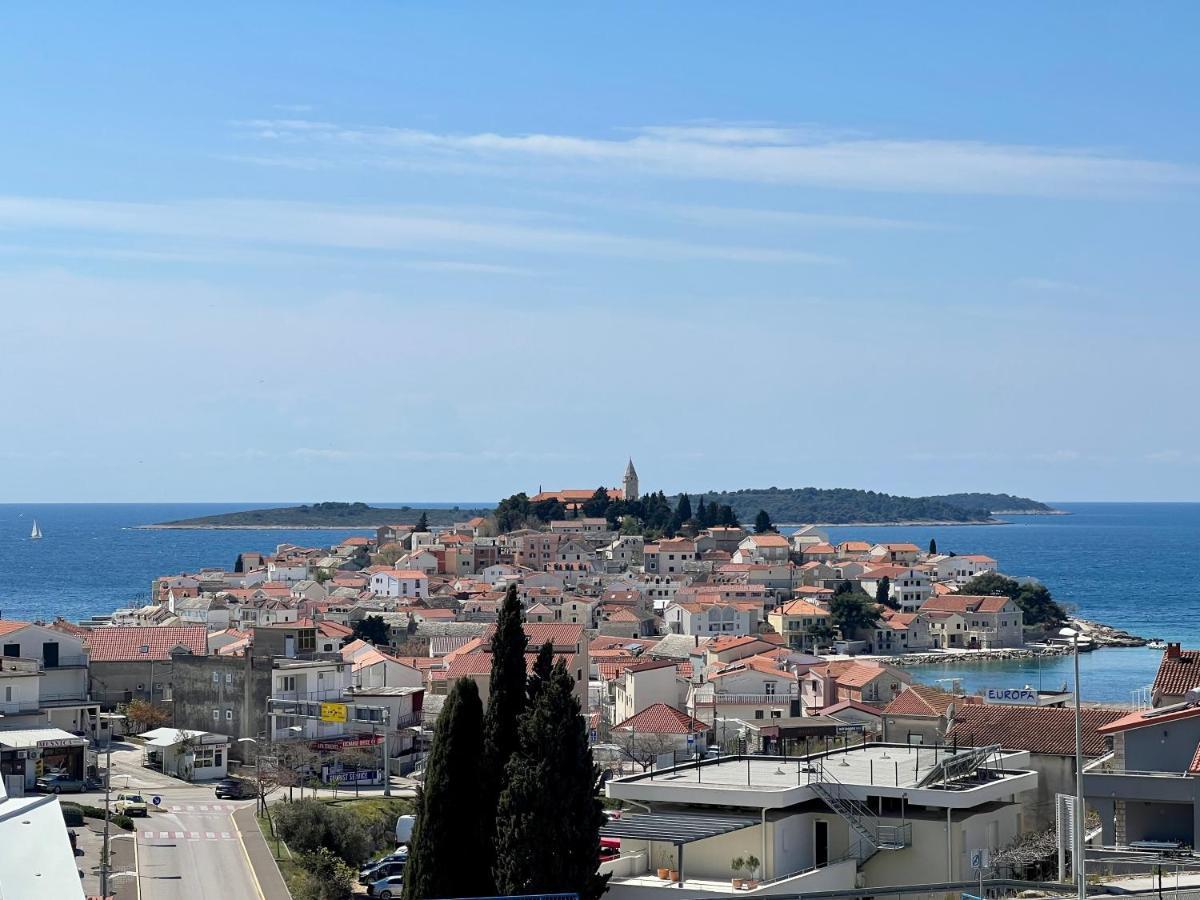 Ferienwohnung Luxury Laurus Penthouse With Awesome Sea View Primošten Exterior foto