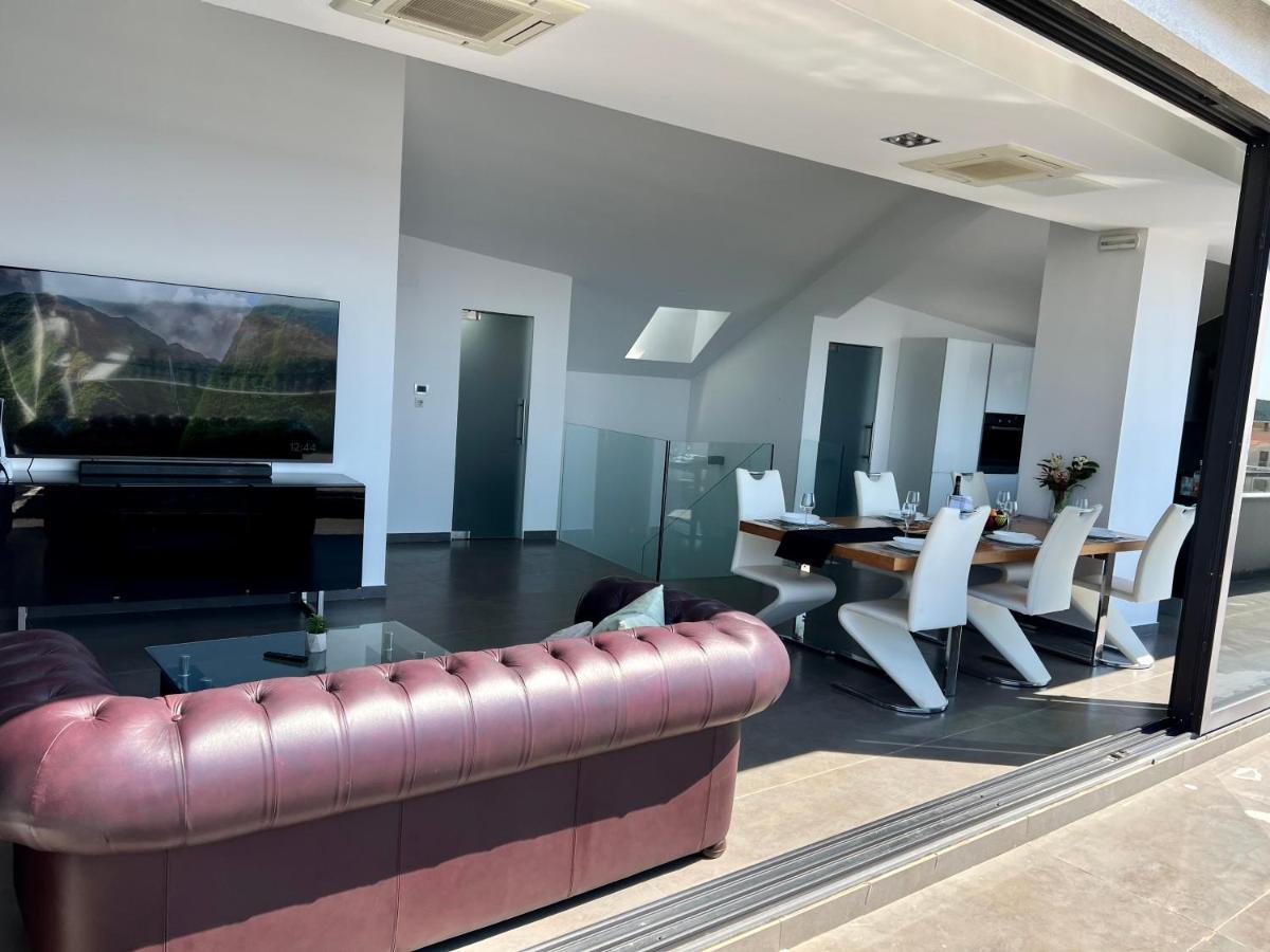 Ferienwohnung Luxury Laurus Penthouse With Awesome Sea View Primošten Exterior foto